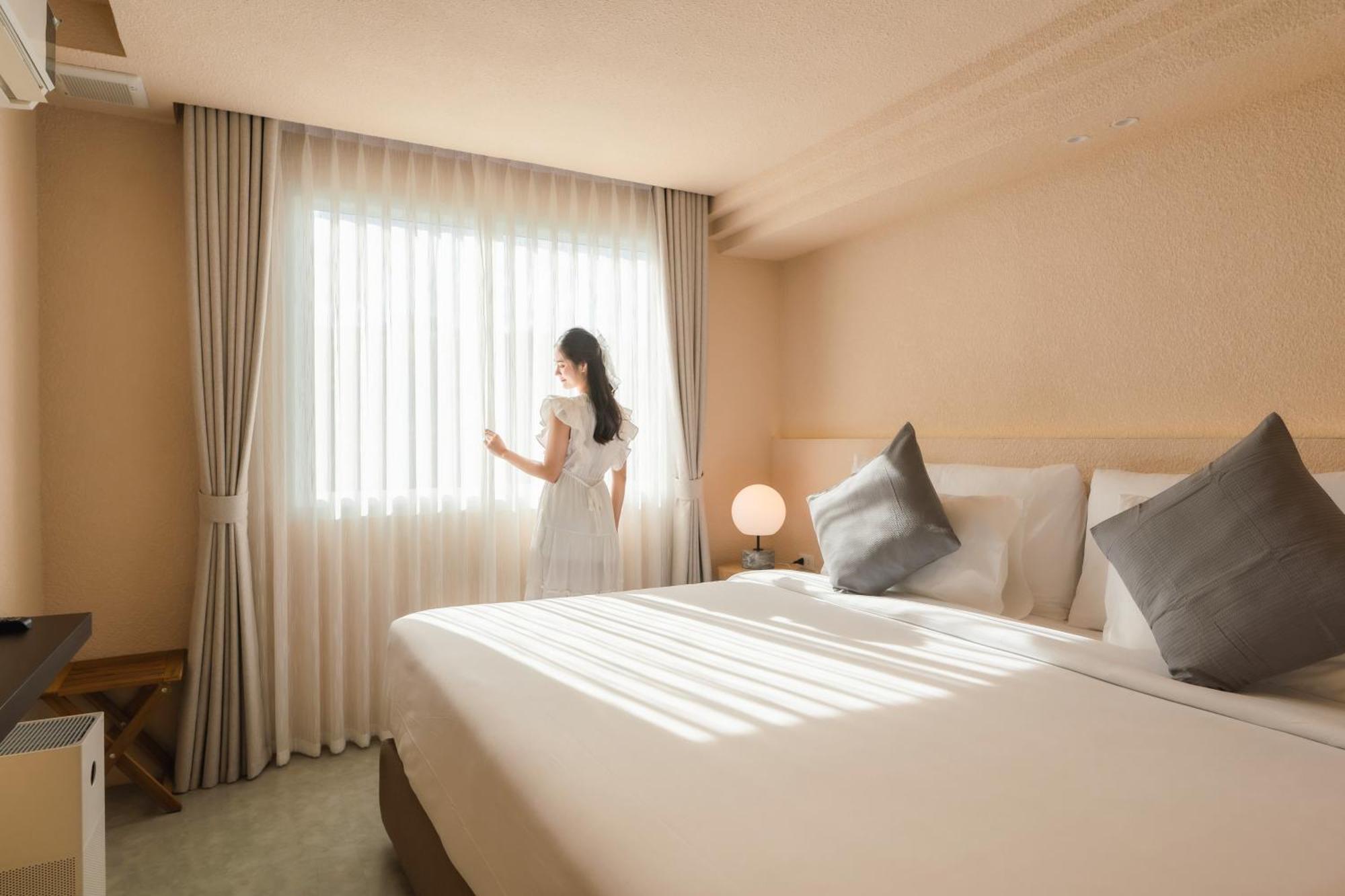 Mai Hotel 치앙마이 외부 사진