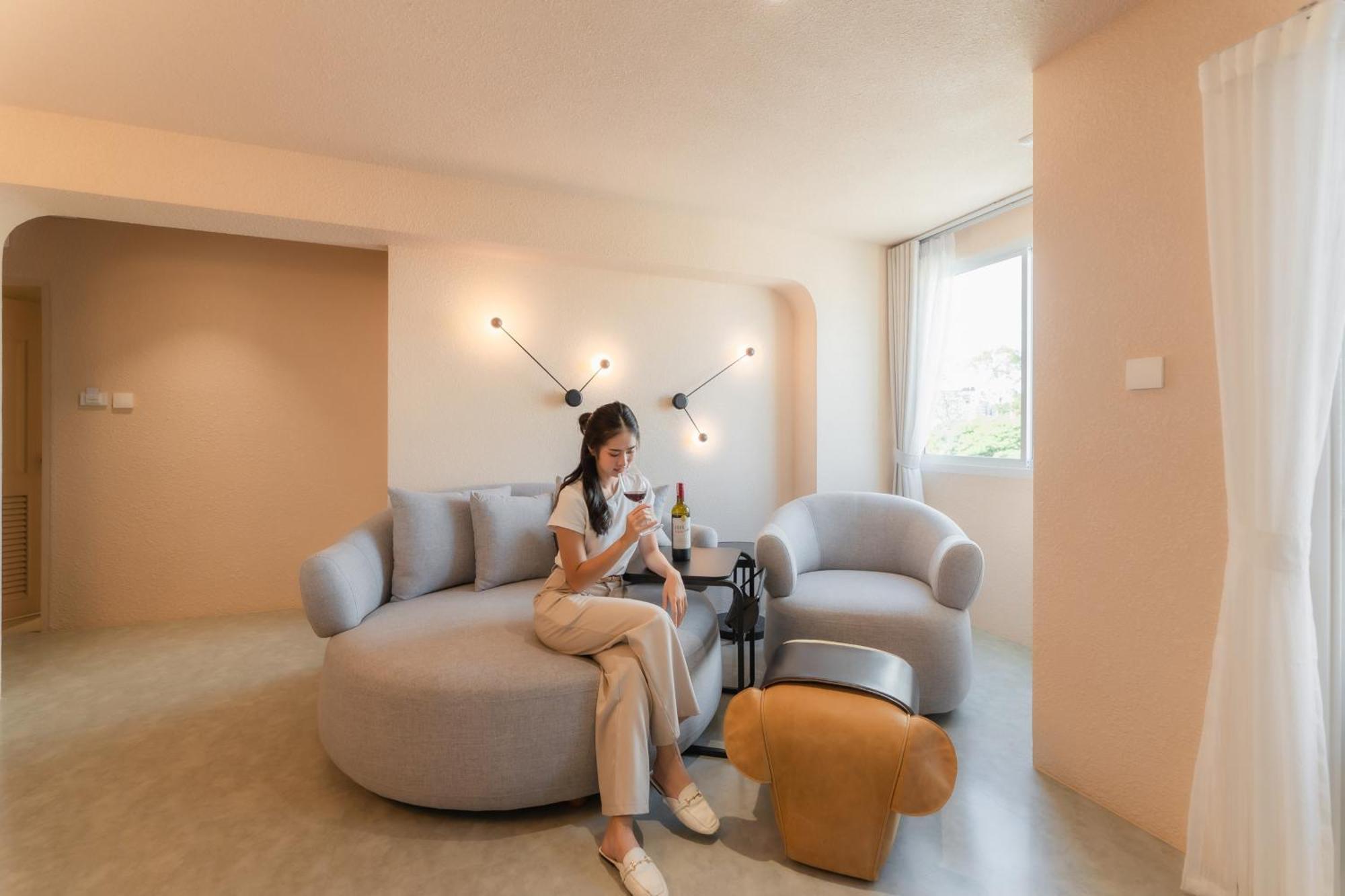 Mai Hotel 치앙마이 외부 사진
