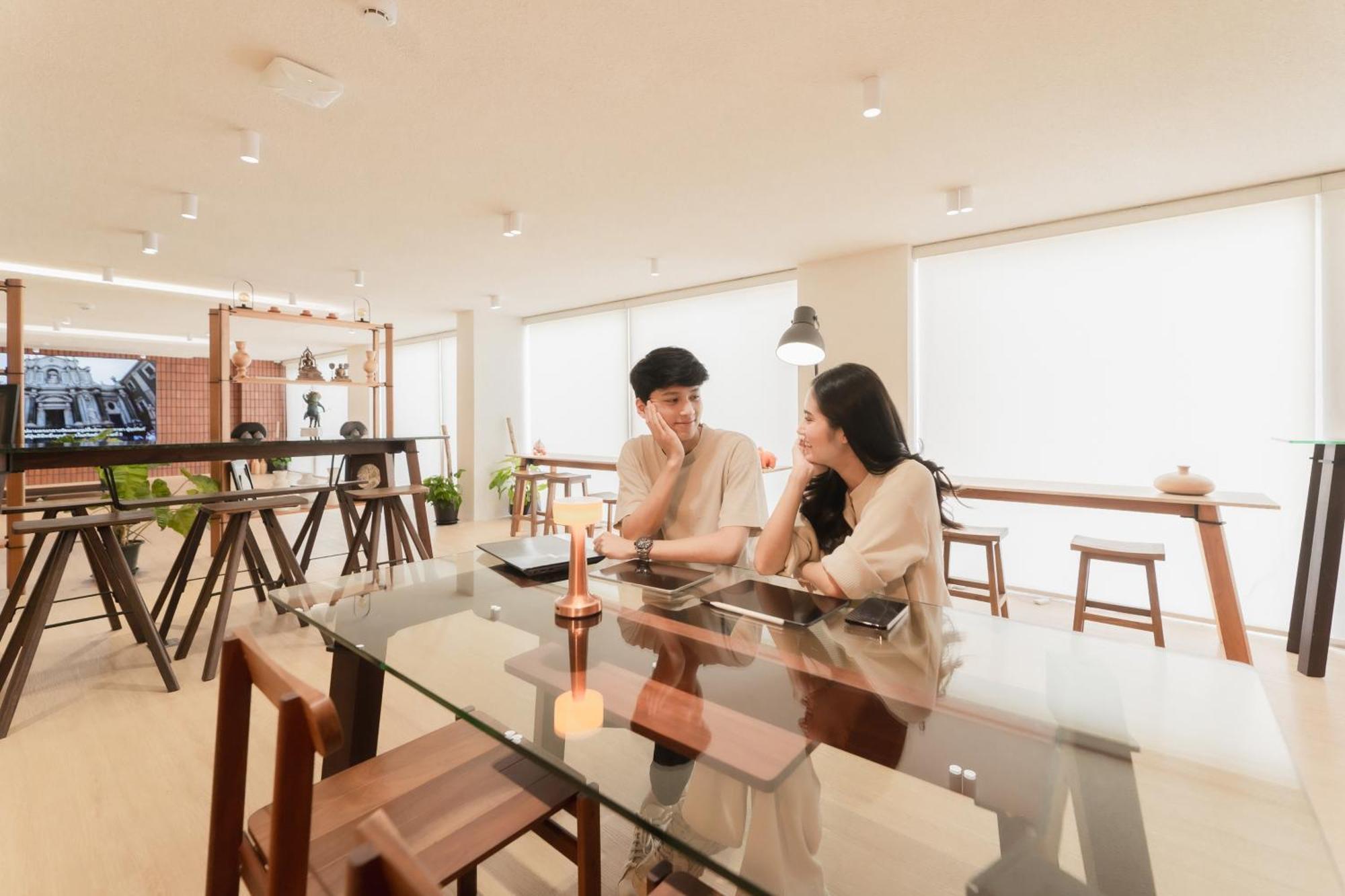 Mai Hotel 치앙마이 외부 사진